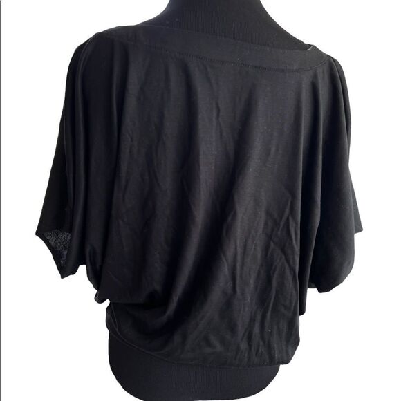 New 3 Dot top - Picture 2 of 4